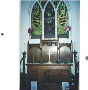 Farnum Church Alter